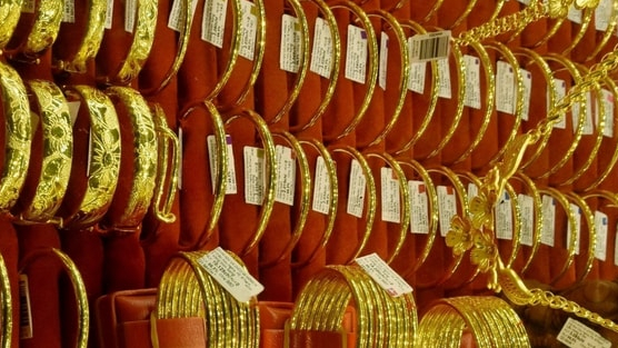 Giá vàng sáng nay quay đầu giảm