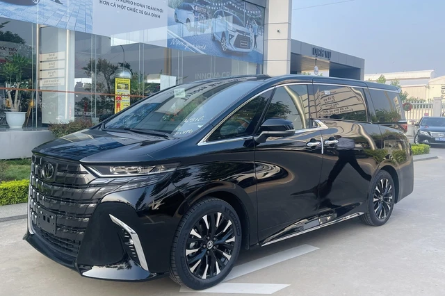 toyota-alphard-692-6011-1769245105507445583626.jpg