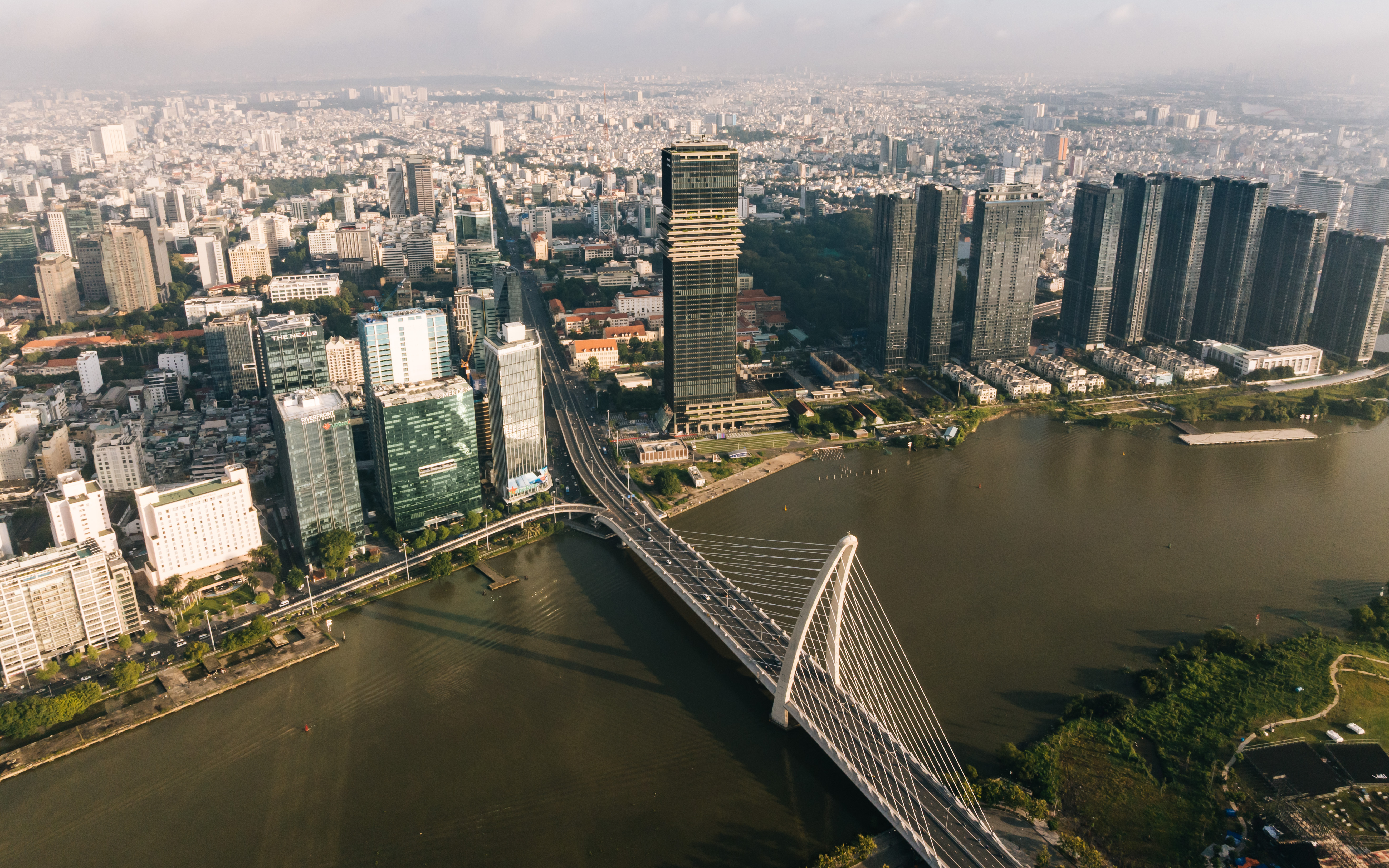 Khi doanh nghiệp tư nhân vươn mình