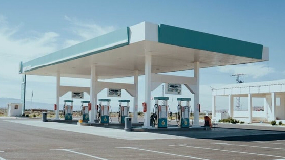 Nước Đông Nam Á hứng 'cú sốc' từ xung đột Trung Đông: Gần 2.000 cây xăng đóng cửa vì hết hàng