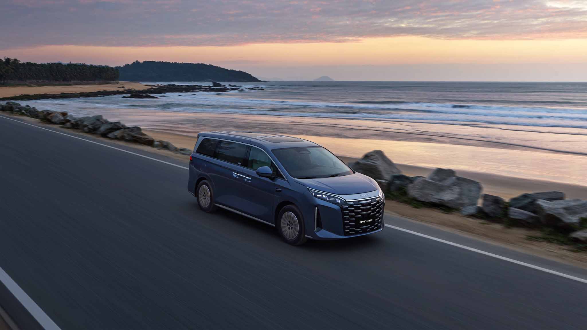 Ngành xe "chuyển mình", hãng xe “đổi tướng”