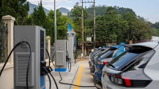 Đề xuất gia hạn thuế tiêu thụ đặc biệt ưu đãi với xe điện