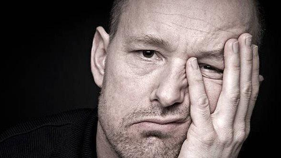 Phiên 3/4: Khối ngoại tiếp đà bán ròng hơn 1.500 tỷ đồng, cổ phiếu nào bị 