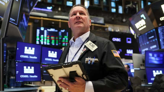 Chứng khoán Mỹ xanh rực rỡ, Dow Jones tăng dựng đứng 1.300 điểm, giá dầu sụt sâu sau thoả thuận ngừng bắn Mỹ- Iran