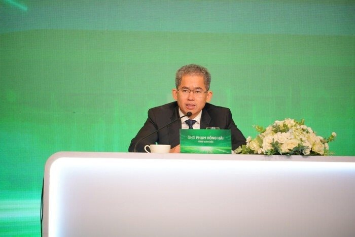 Ông Phạm Hồng Hải xin rời OCB