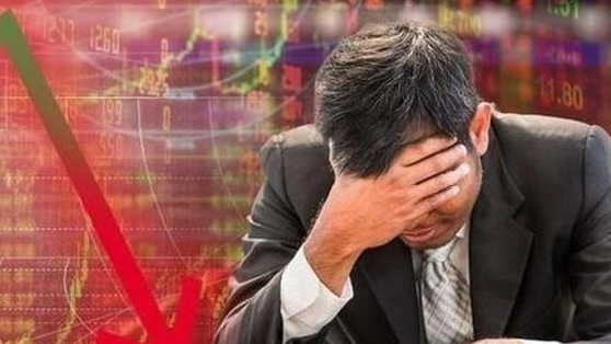 Khối ngoại tiếp đà bán ròng phiên VN-Index tăng mạnh, ngược chiều 