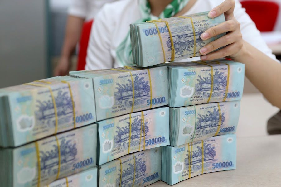 Từ 1/7, các ngân hàng được nới trần vốn ngắn hạn cho vay trung, dài hạn lên 40%