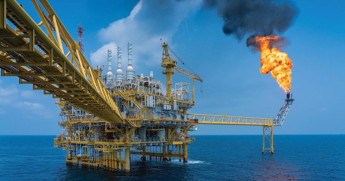 Giá dầu mất hơn 40% từ đỉnh, nhóm Dầu khí sẽ phân hóa ra sao?