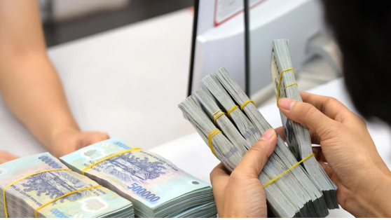 Lãi vay tăng mạnh, nhiều người tìm cách cắt lỗ chung cư