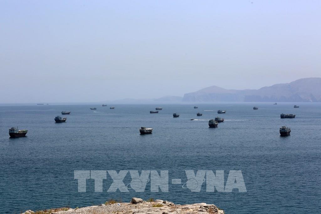 070426-my-va-iran-tiep-tuc-bat-dong-ve-quyen-kiem-soat-eo-bien-hormuz.jpg