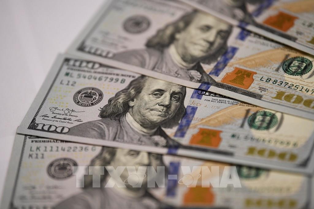 103530-dong-usd-on-dinh-sau-khi-fed-ha-lai-suat.jpg