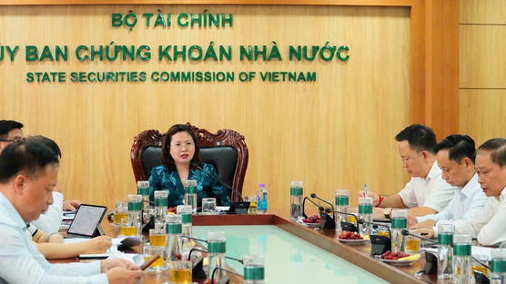 Chủ tịch UBCKNN: Thị trường chứng khoán Việt Nam tăng trưởng ổn định