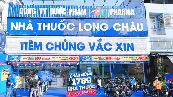 Chủ nhà thuốc Long Châu thông báo thay đổi quan trọng, cổ phiếu tăng kịch trần