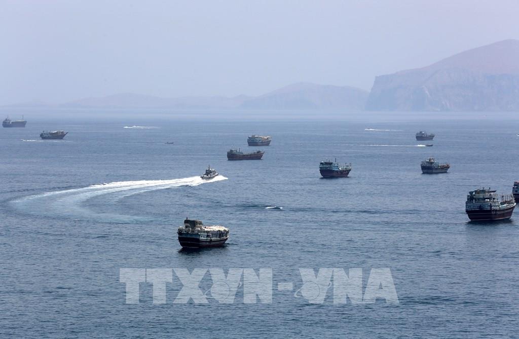 113917-iran-oman-dat-tien-trien-trong-dam-phan-khoi-phuc-hoat-dong-hang-hai-qua-eo-bien-hormuz.jpg?md5=2qe8NaVjOHGeCGn7CAEb6w&expires=1786556959