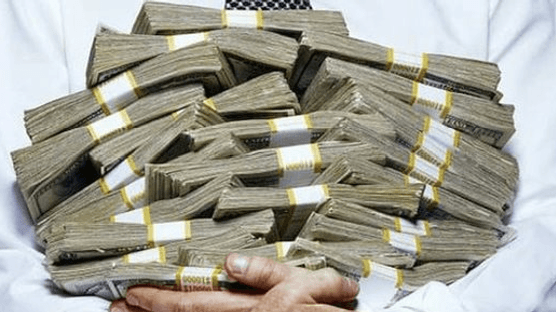 Doanh nghiệp trăm năm tuổi trên sàn chứng khoán 