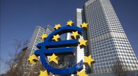 Kinh tế Eurozone - Thế "khó chồng thêm khó"