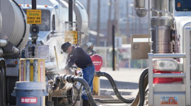 Xuất khẩu dầu của Mỹ sang Pháp lần đầu giảm bằng 0