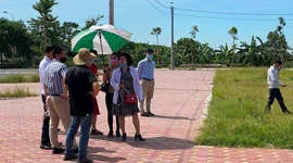 Hết thời "lướt sóng", đất đấu giá ế ẩm?
