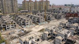 Lãi suất và nội tệ thấp kỷ lục, vì sao bất động sản Nhật Bản là “con cưng” nhưng Trung Quốc lại bị ghẻ lạnh?