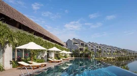 Nốt "trầm" thị trường vốn đẩy bất động sản vào khó khăn "kép"