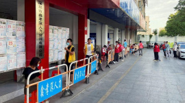 Lao động trẻ Trung Quốc bỏ nhà máy vì "việc nặng lương thấp": Ngành mũi nhọn lung lay nghiêm trọng