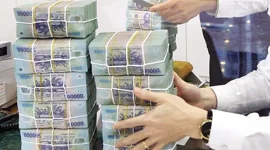 “Vòng xoáy tăng lãi suất huy động sẽ còn tiếp diễn”