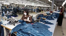 Doanh nghiệp dệt may đối diện nhiều khó khăn