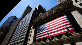 Chứng khoán Mỹ tăng điểm sau một tuần trồi sụt