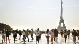 EU tổn thất như thế nào khi mất nguồn du khách Nga