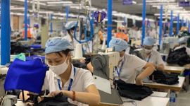 Thị trường lao động phục hồi chậm dần, thu nhập tăng cao