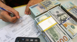 Ngành ngân hàng cân não ngay từ đầu năm