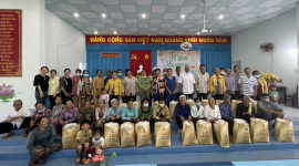 Mang Tết ấm no đến bà con nghèo 2 tỉnh Cà Mau và Trà Vinh