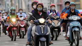 Mỗi phút, người Việt mua 1 ô tô nhưng mua đến 6 xe máy