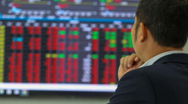 Đầu tư chứng khoán dài hạn liệu có “ngon” hơn gửi tiết kiệm?