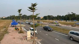 Vì sao một số nhà đầu tư chấp nhận vay nặng lãi trả tiền ngân hàng nhưng vẫn không muốn cắt lỗ?