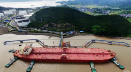 Nguyên nhân giá dầu có tuần tăng rất mạnh