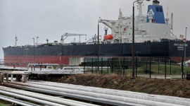 Nga: "Phương Tây vẫn tích cực mua dầu khí của chúng tôi"