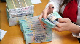 Lãi suất huy động tiếp tục giảm sau quyết định dồn dập của Ngân hàng Nhà nước