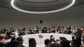 Điều gì khiến Apple vươn tới giá trị 3.000 tỷ USD?