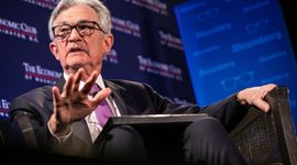 Fed và bài toán cân đối mục tiêu tăng trưởng và lạm phát Mỹ