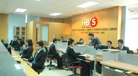 Chứng khoán Hoà Bình (HBS) có tân chủ tịch sinh năm 2003