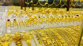 USD quay đầu tăng giá, gây áp lực lên vàng