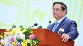 Thủ tướng: Không để Chính phủ bị động, bất ngờ về chính sách tiền tệ