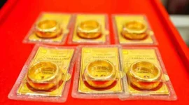 Giá vàng nhẫn đổ xô mọi kỷ lục