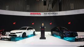 Honda Civic mới chính thức ra mắt tại Việt Nam, thêm phiên bản Hybrid có giá 1 tỷ đồng