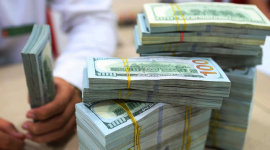 Giá USD ngân hàng tăng nhanh, thị trường tự do giảm mạnh