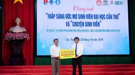 Phân bón Cà Mau trao 60 suất học bổng giá trị 420 triệu đồng cho sinh viên Đại học Cần Thơ