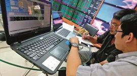 Thị trường chứng khoán khởi sắc, tài khoản mở mới lại tăng