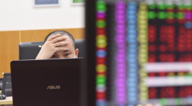 Tâm điểm chứng khoán: Thị trường có xuất hiện "giải chấp chéo" để nhà đầu tư bắt đáy?