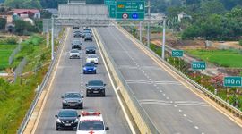 Đề xuất thu phí cao tốc do Nhà nước đầu tư, mức phí cao nhất 6.000 đồng/km, những cao tốc nào được hưởng lợi?